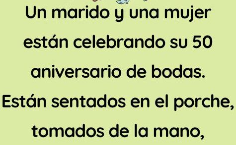 Una pareja de ancianos celebrando su 50 aniversario de bodas
